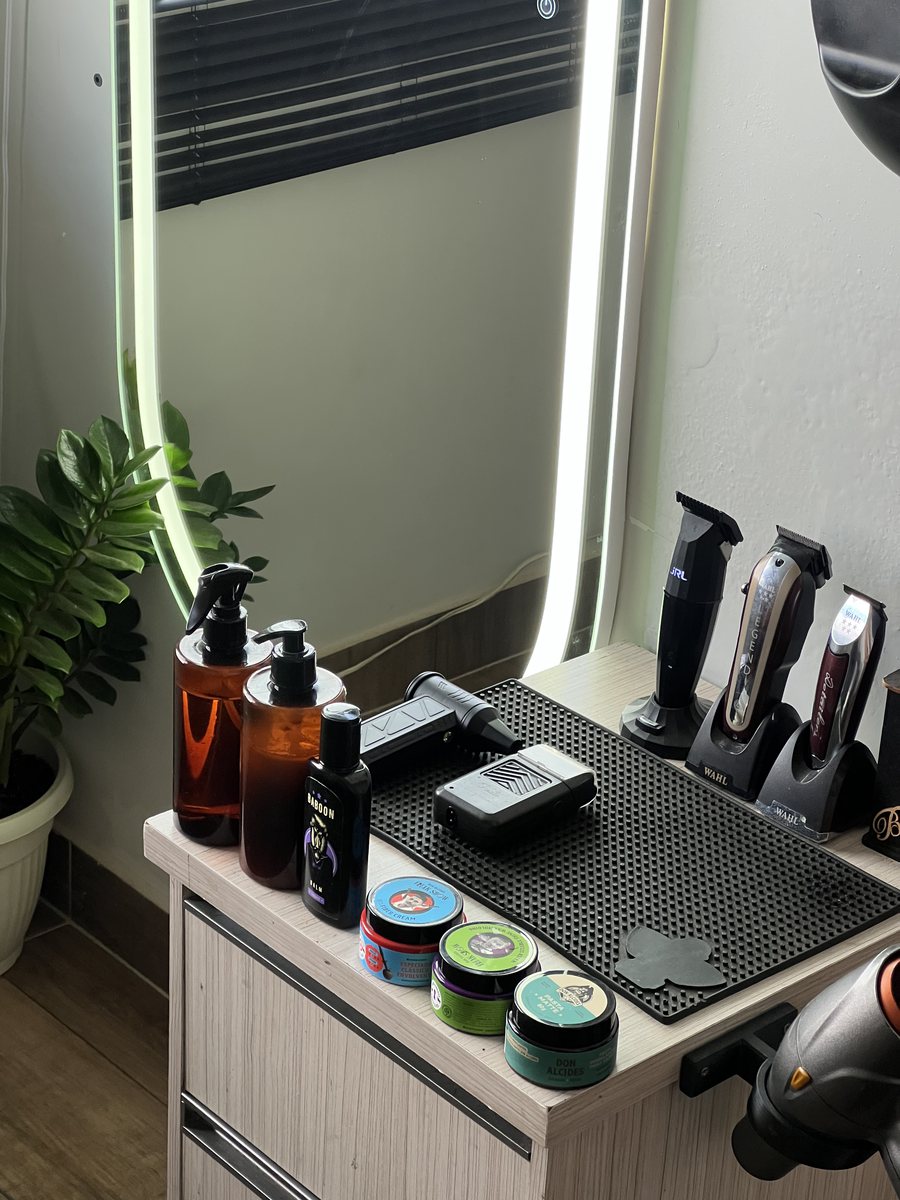 Estação de trabalho e produtos do Studio